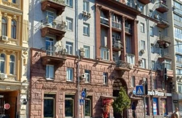 Photo Three-Room flat, for sale. Kyiv Pecherskyi