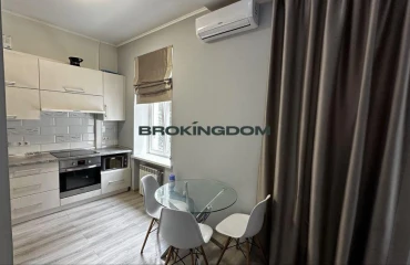 Foto Dos Ambientes piso, en venta. Kyiv Pecherskyi