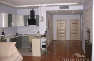 Foto Tres Ambientes piso, para alquilar. Kyiv Днепровский