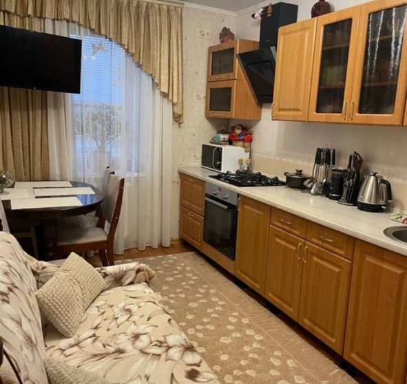Фото 1. Трикімнатна квартира, продаж. Полтава Киевский