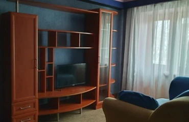 Photo Three-Room flat, to rent. Poltava Шевченковский (Октябрьский)