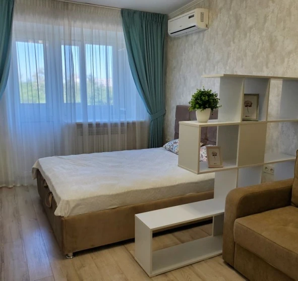 Fotografie 1. Garsonieră apartament, de închiriat. Odesa Приморский