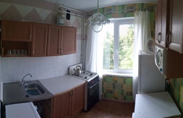 Zdjęcie Czteropokojowe mieszkanie, na sprzedaż. Poltava Киевский