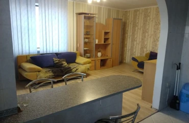 Photo Three-Room flat, to rent. Odesa Приморский