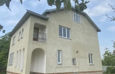 Photo House, for sale. Tlumach
