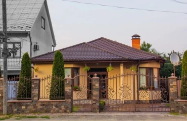 Fotografie Casă, de vânzare. Uzhhorod