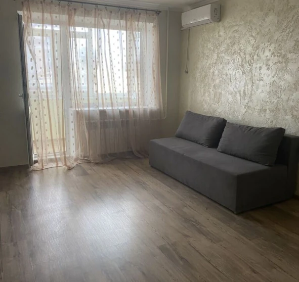 Fotografie 1. Garsonieră apartament, de închiriat. Poltava Шевченковский (Октябрьский)