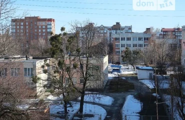 Zdjęcie Trzypokojowe mieszkanie, na sprzedaż. Poltava