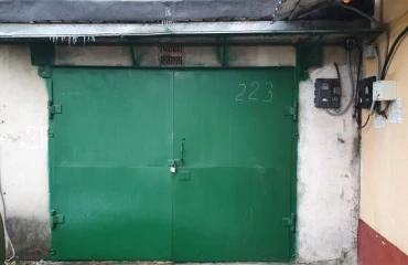 Zdjęcie Komercyjna, na sprzedaż. Kyiv Днепровский район