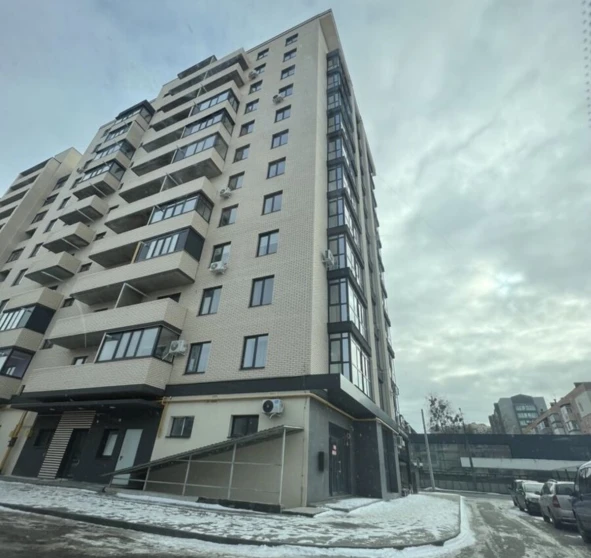 Фото 1. Трикімнатна квартира, продаж. Полтава Шевченковский (Октябрьский)