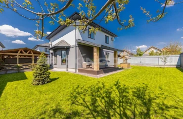 Photo House, to rent. Hatne
