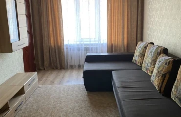Фото Трикімнатна квартира, оренда. Полтава Подольский