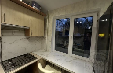 Фото Двокімнатна квартира, продаж. Київ Святошинский, Нивки