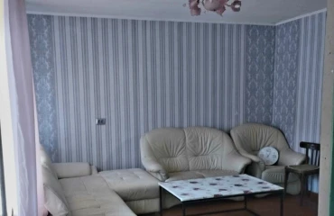 Photo Three-Room flat, to rent. Poltava Шевченковский (Октябрьский)