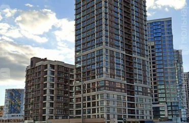 Foto Tres Ambientes piso, en venta. Minsk Октябрьский