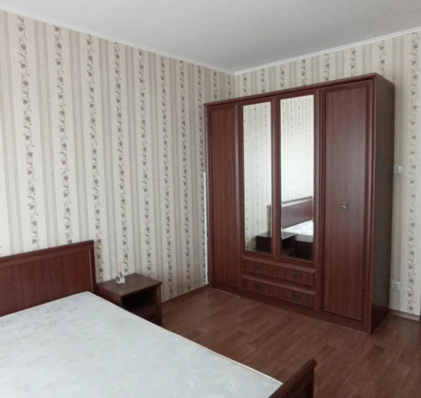 Fotografie 1. Trei Camere apartament, de închiriat. Kyiv Дарницкий