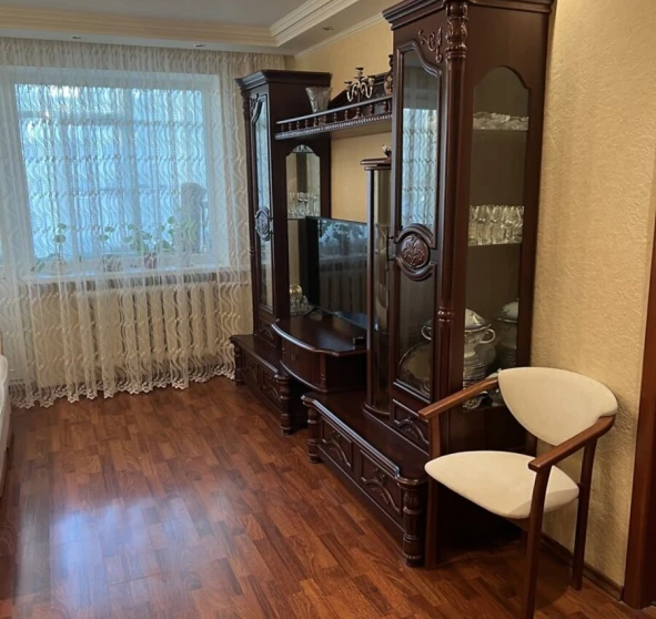 Фото 1. Трикімнатна квартира, продаж. Полтава Шевченковский (Октябрьский)