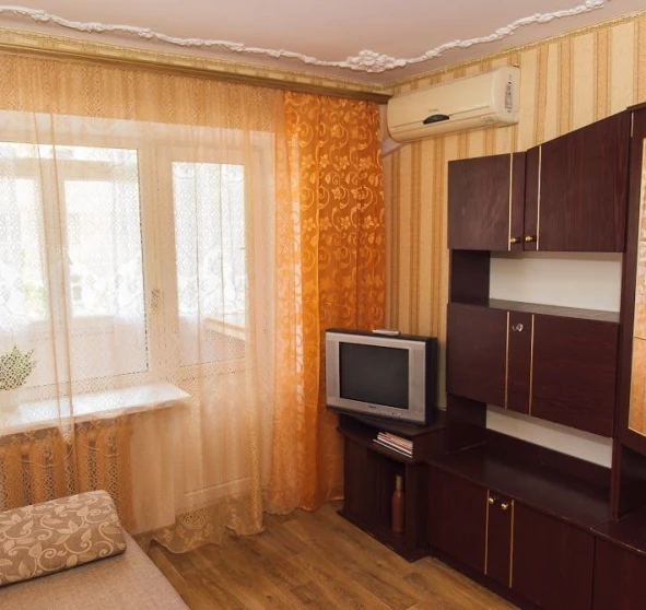 Fotografie 1. Două Camere apartament, de închiriat. Odesa Приморский