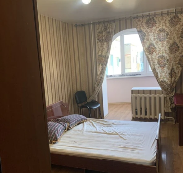 Photo 1. Three-Room flat, to rent. Poltava Подольский