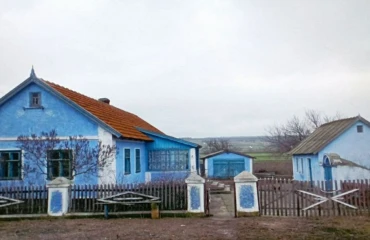 Photo House, for sale. Ivanivka