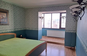 Fotografie Trei Camere apartament, de închiriat. Kyiv Шевченковский район, Lukianivska