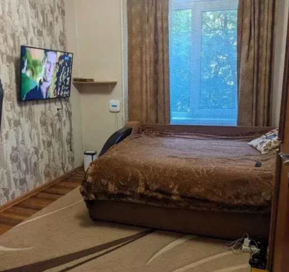 Foto 1. Monoambiente piso, para alquilar. Poltava