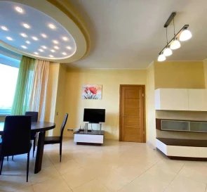 Foto 4. Tres Ambientes piso, para alquilar. Kyiv Дарницкий район, Vyrlytsia