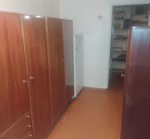 Foto 2. Tres Ambientes piso, para alquilar. Poltava