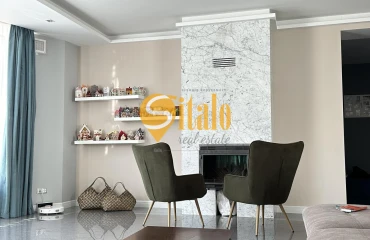 Photo House, for sale. Kyiv Дарницкий