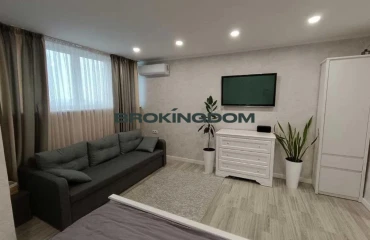 Photo One-Room flat, for sale. Kyiv Оболонский