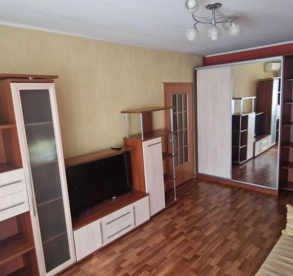 Photo 1. One-Room flat, to rent. Poltava Подольский