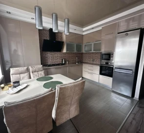 Фото 3. Трикімнатна квартира, продаж. Полтава Шевченковский (Октябрьский)