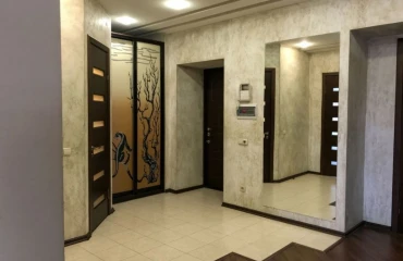 Фото Четырехкомнатная квартира, продаж. Полтава Шевченковский (Октябрьский)