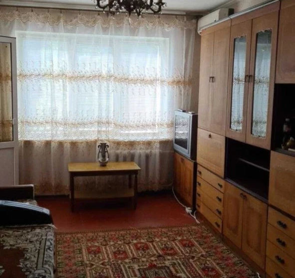 Photo 1. Three-Room flat, to rent. Poltava Подольский