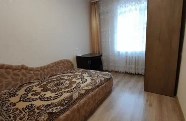 Photo Three-Room flat, to rent. Poltava Шевченковский (Октябрьский)