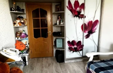 Photo Three-Room flat, for sale. Kyiv Святошинский