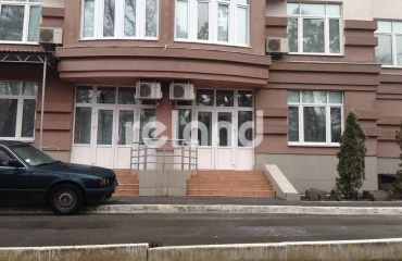 Zdjęcie Komercyjna, na sprzedaż. Kyiv Святошинский