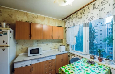 Фото Трикімнатна квартира, продаж. Київ