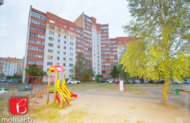 Zdjęcie Dwupokojowe mieszkanie, na sprzedaż. Minsk Центральный