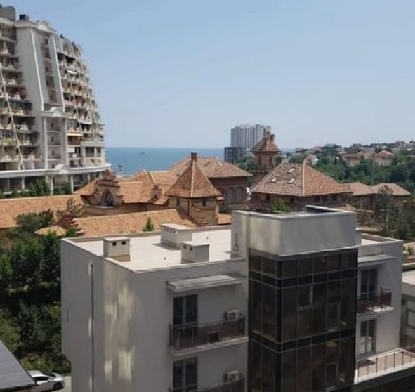 Fotografie 1. Trei Camere apartament, de închiriat. Odesa Приморский