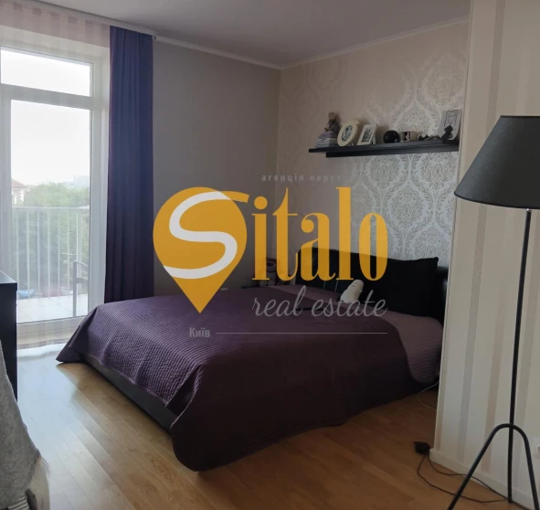 Foto 1. Tres Ambientes piso, en venta. Kyiv Подольский