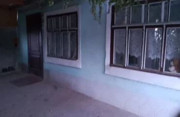 Photo House, for sale. Bahate
