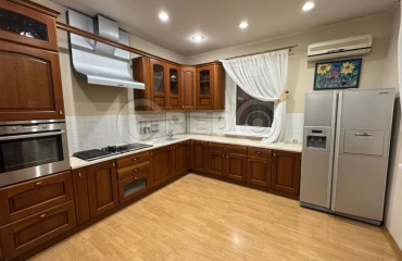 Photo House, for sale. Kryvyi Rih Покровський