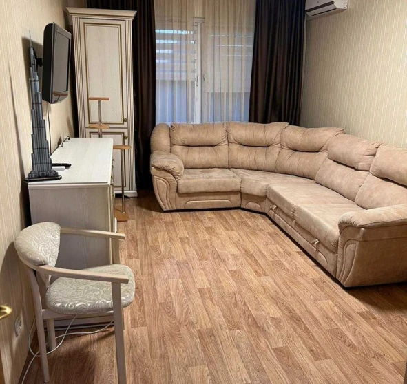 Foto 1. Monoambiente piso, en venta. Kyiv Голосеевский