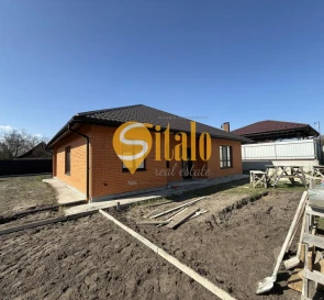 Foto 2. Casa, en venta. Hnidyn