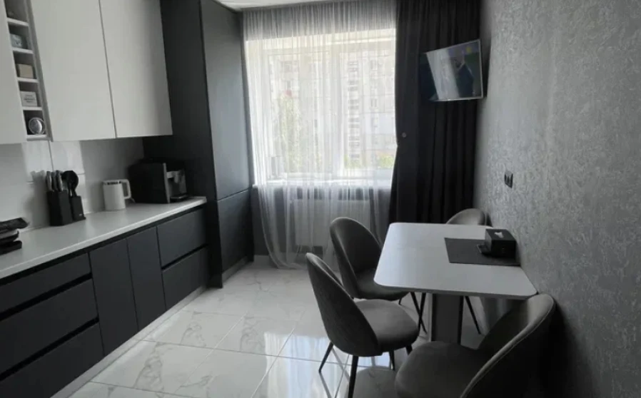 Foto 1. Monoambiente piso, en venta. Zhytomyr Малікова