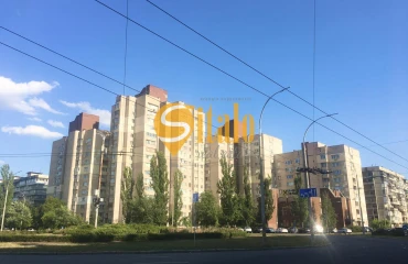 Фото Трикімнатна квартира, продаж. Київ Оболонский