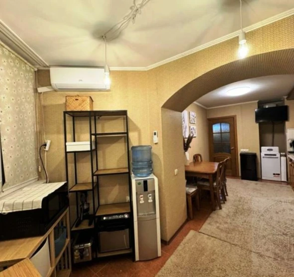 Фото 1. Четырехкомнатная квартира, продажа. Киев Соломенский