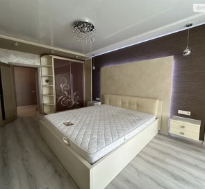 Foto 5. Cuatro Ambientes piso, en venta. Poltava Подольский