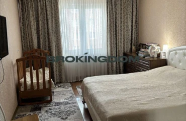Фото Трехкомнатная квартира, продажа. Киев Подольский